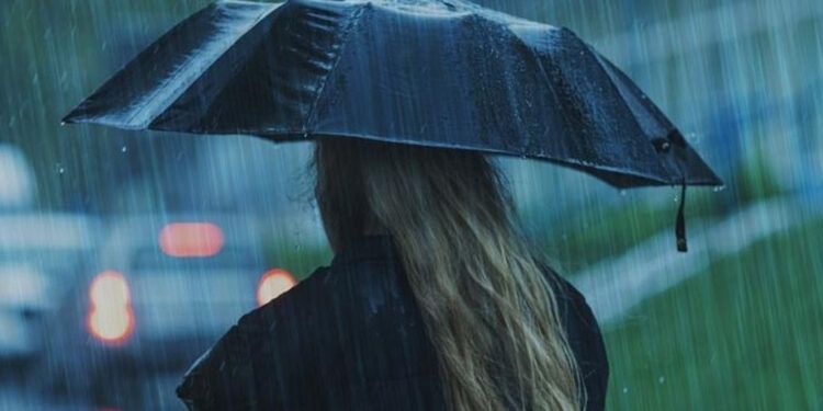 Posible tormenta tropical pone en alerta a 21 provincias del país