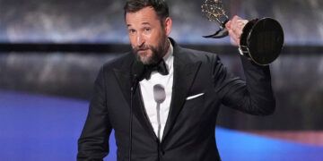 Premios Emmy 2025: ‘The Pitt’, ‘Adolescencia’ y ‘The Studio’ dominan una gala sin brillo político