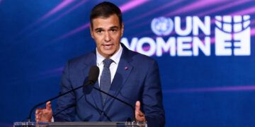 Presidente español Pedro Sánchez recibe premio de igualdad de género de la ONU