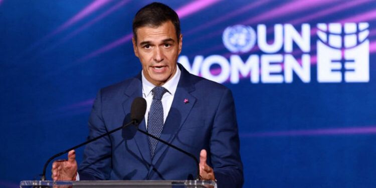 Presidente español Pedro Sánchez recibe premio de igualdad de género de la ONU