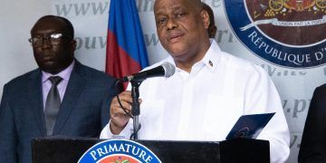 Primer ministro de Haití critica corrupción en el Estado: 30 % del personal recibe dinero sin trabajar