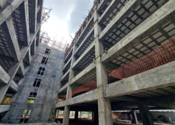 Prometen Culminar Parqueo Público en Centro de los Héroes para Mayo de 2025