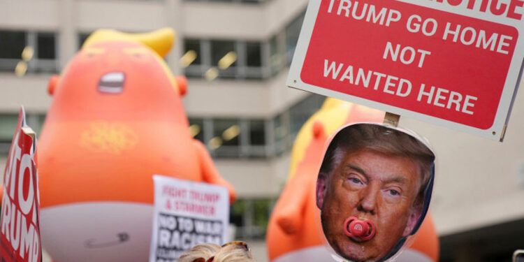 Protestas y arrestos marcan visita de Donald Trump a Londres
