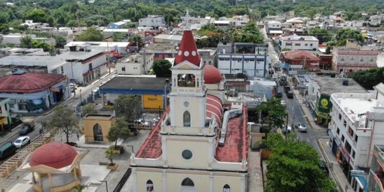 Provincia Hermanas Mirabal busca mejorar servicios básicos y conexión vial