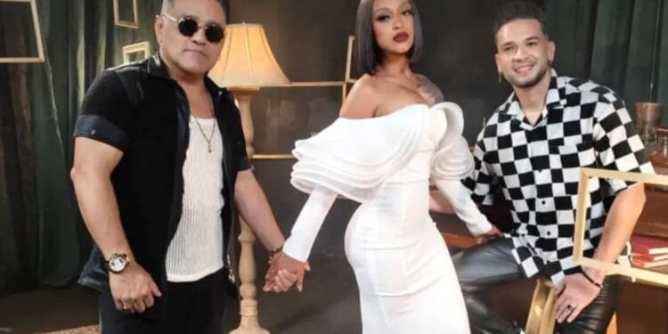 Proyecto A lanza remix de “Renuncio” junto a La Perversa