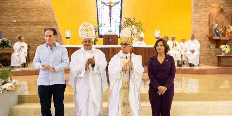 PUCMM lidera rankings y celebra logros académicos con eucaristía