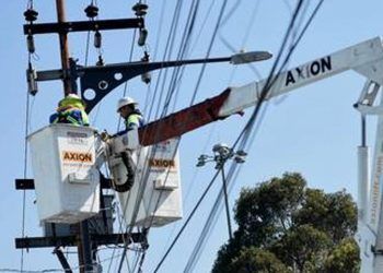 Puerto Rico aumenta la tarifa eléctrica tras apagones generalizados.