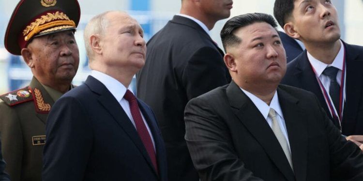 Putin le regala un coche ruso a Kim Jong-un