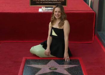 Rachel McAdams recibe estrella en Hollywood