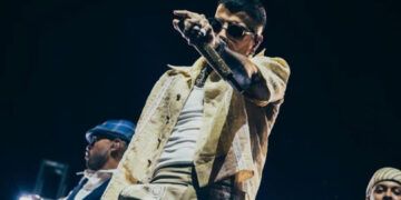 Rauw Alejandro llena de ritmo caribeño el parque Hostos