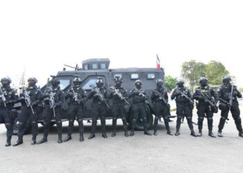 RD presenta “FURIA”, primer vehículo militar blindado ensamblado