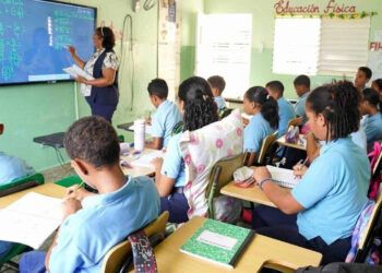 Reforma educativa iniciará con cambios legales
