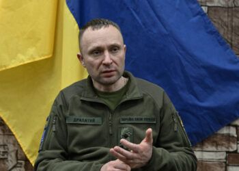 Renuncia jefe del ejército ucraniano tras ataque ruso