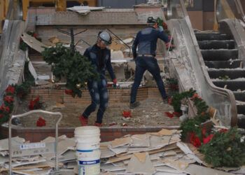 Réplicas continúan en Japón tras sismo de 7,5 que dejó 34 heridos