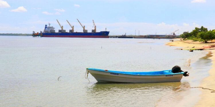 Residentes piden reforzar la Bahía de Manzanillo por crisis en Haití