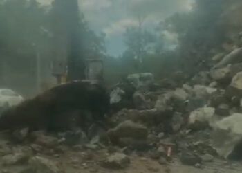 Restablecen tránsito en carretera Jarabacoa tras nuevo derrumbe