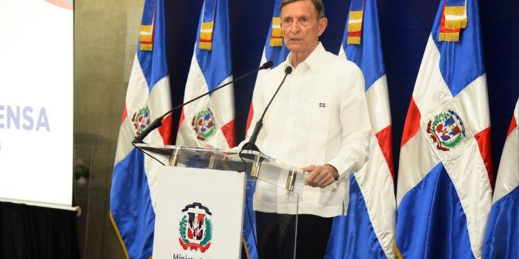 Roberto Álvarez rechaza detener repatriaciones de haitianos