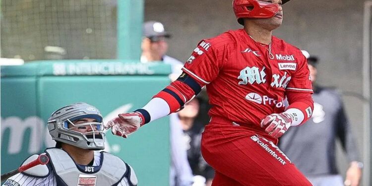 Robinson Canó cerca de ser campeón de bateo en la Liga Mexicana