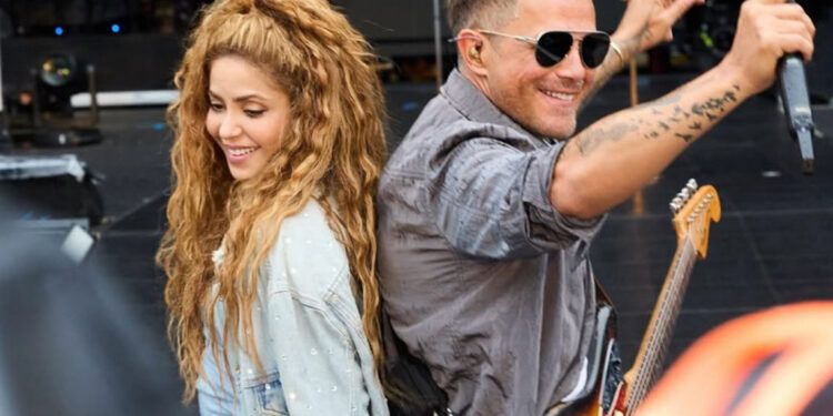 Shakira y Alejandro Sanz graban videoclip de “Bésame” durante ensayo