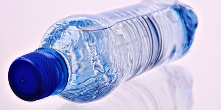 Salud Pública clausura plantas de agua en Santiago por bacterias fecales