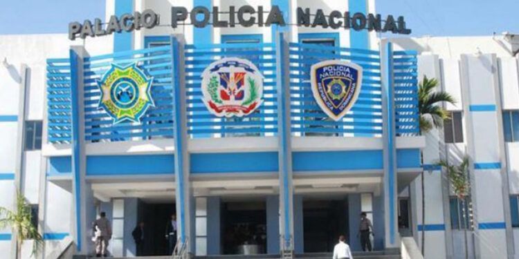 Se entrega embarazada acusada de matar a su vecina en el Distrito Nacional