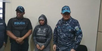 Se entrega joven acusada de matar a su hermana en SFM