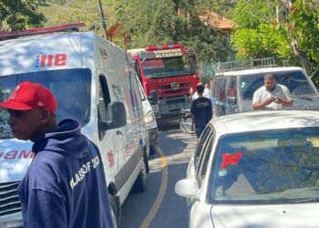 Seis heridos en accidente de minibús en Altamira, Puerto Plata