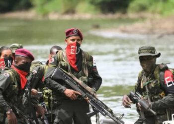 Seis menores mueren en bombardeo del Ejército en Colombia