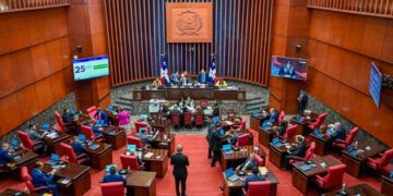 Senado aprueba eliminar candidaturas independientes