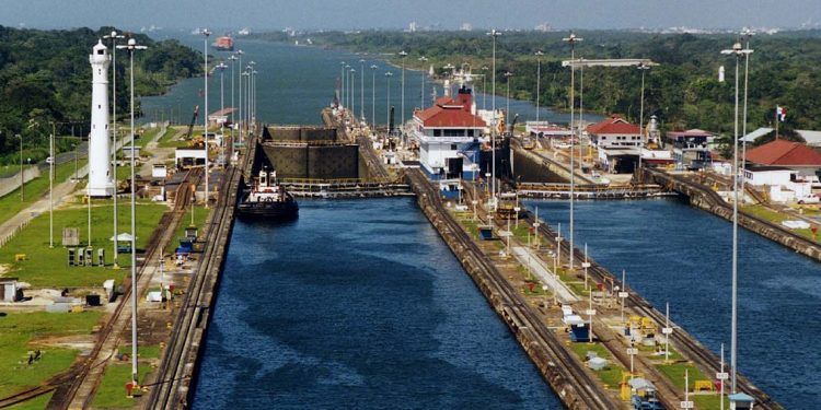 Sequia-afecta-canal-de-panama