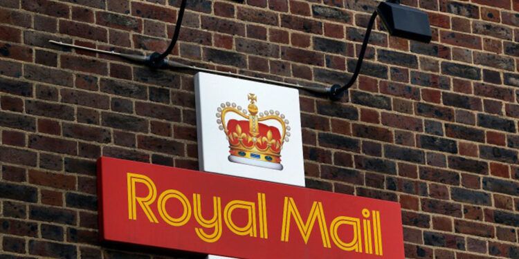Servicios postales europeos suspenden envíos a EEUU