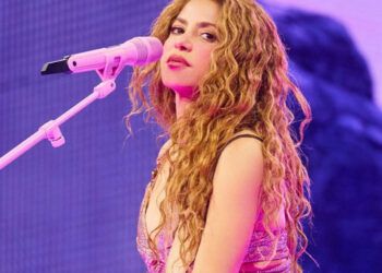 Shakira emociona a 65 mil fans en su regreso a Miami