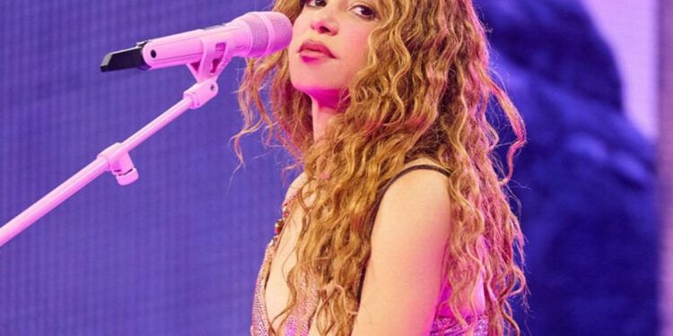 Shakira emociona a 65 mil fans en su regreso a Miami