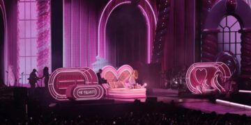 Shakira pospone conciertos por fallas en estructura de su escenario de 60 toneladas