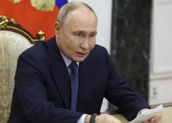 Siete muertos tras derrumbe de puentes en Rusia