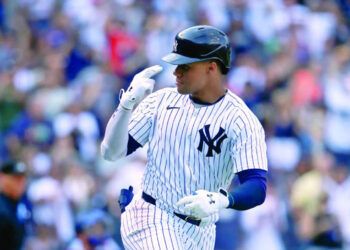 Soto conecta dos jonrones y alcanza 30 en triunfo de Yankees sobre Texas