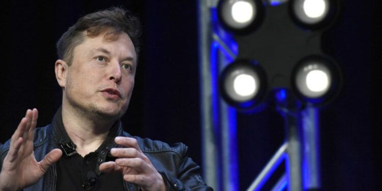 Elon Musk demandará a Apple por excluir X y Grok de su App Store