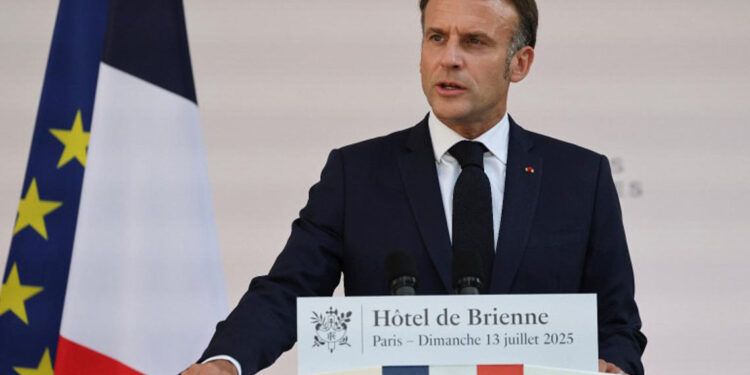 Macron: “Rusia es una amenaza para Europa y una potencia de desestabilización”