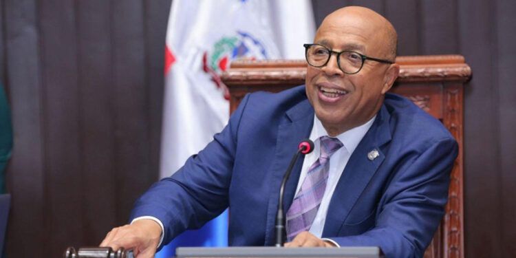 Pacheco afirma: “En horas, República Dominicana tendrá Código Penal”