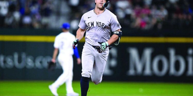 Stanton impulsa a los Yankees a la victoria con un jonrón decisivo