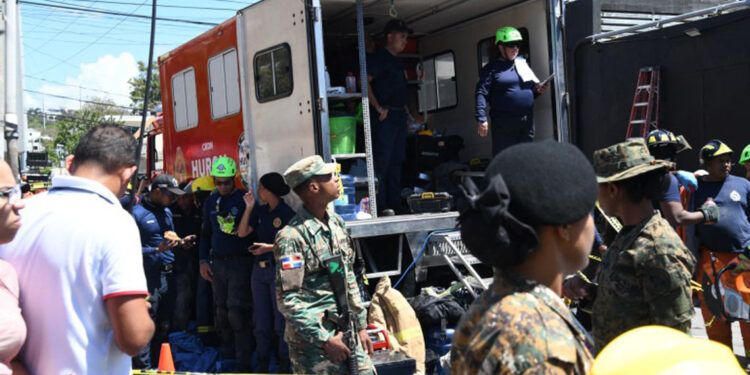 Sube a 58 cifra de muertos por derrumbe en Jet Set