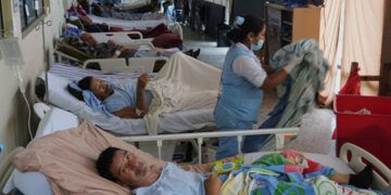 Suben a siete los muertos por sismos en Guatemala