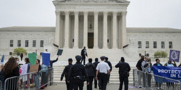 Supremo de EE.UU. avala retiro de fondos Medicaid a Planned Parenthood