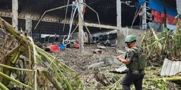 Tailandia bombardea ciudad fronteriza de Camboya con casinos