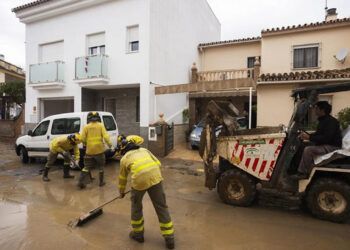 Temporal mantiene en alerta al este de España por inundaciones