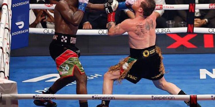 Terence Crawford derrota a Canelo Álvarez y hace historia en Las Vegas