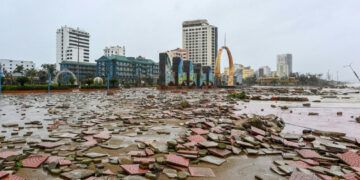 Tifón Bualoi deja más de 30 muertos en Vietnam y Filipinas