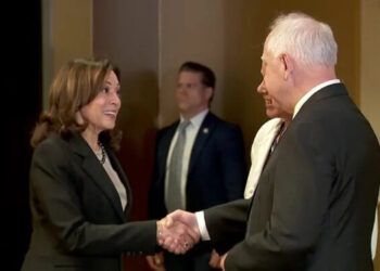 Tim Walz es el compañero de boleta de Kamala Harris