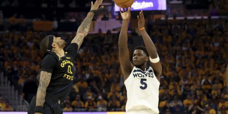 Timberwolves dominan 3-1 a Warriors sin Curry