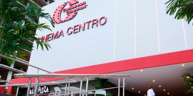 Tiroteo en Cinema Centro deja un muerto
